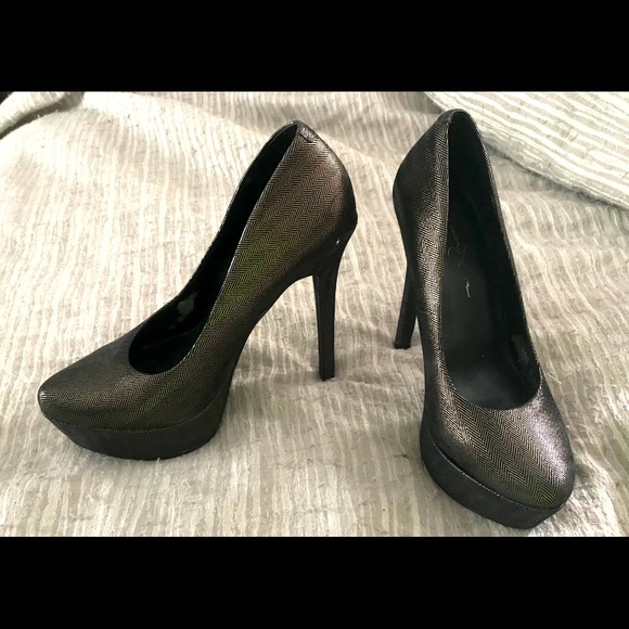 Jessica Simpson - Picture 1 of 1